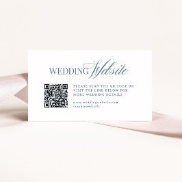 Luxe witte en stoffig blauwe trouwwebsite QR-code Informatiekaartje