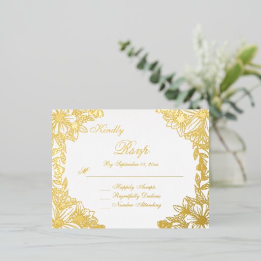 Luxe witte & gouden script bruiloft RSVP kaart (Staand Voorkant)