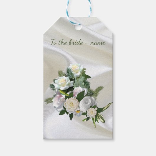 Luxe, witte, vloeiende zijde en witte rozen. cadeaulabel (Voorkant)