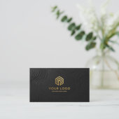 Luxe Zwart Goud Modern QR Code Vastgoed Visitekaartje (Staand voorkant)
