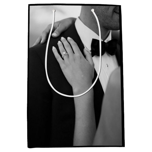 Luxe zwart-witte trouwcadeautas medium cadeauzakje (Voorkant)