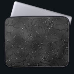 Luxe zwarte achtergrond patroon met vonken laptop sleeve<br><div class="desc">Scheerklep met een luxe zwarte achtergrond en witte sparkles.</div>