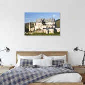 Luxemburg, Vianden. Vianden Chateau (b. 15th Canvas Afdruk (Insitu (Slaapkamer))