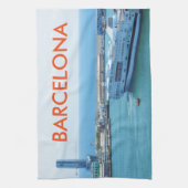 Luxueus cruiseschip dat de haven van Barcelona ver Theedoek (Verticaal)