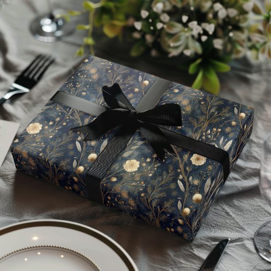 Luxury Christmas Navy and Cream Floral Gift  Inpakpapier Vel