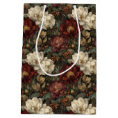 Luxury Christmas Red and Winter White Floral Medium Cadeauzakje (Achterkant)