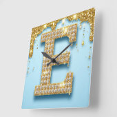Luxury Diamond Letter E on Gold Glitter Background Vierkante Klok (Hoek)