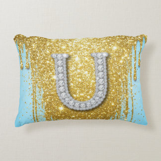 Luxury Diamond Letter U on Gold Glitter Background Accent Kussen