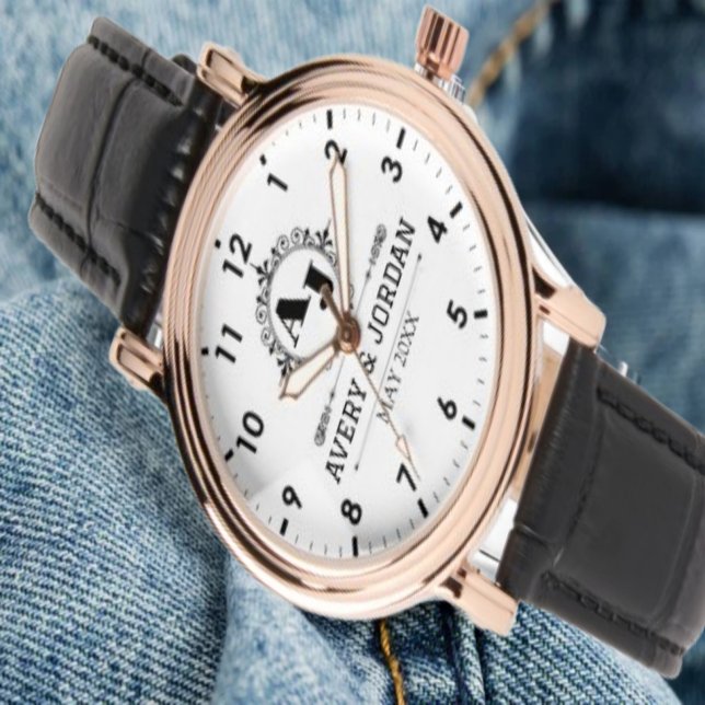 Luxury Elegant Monogram with Initials white Horloge (Creator heeft geüpload)