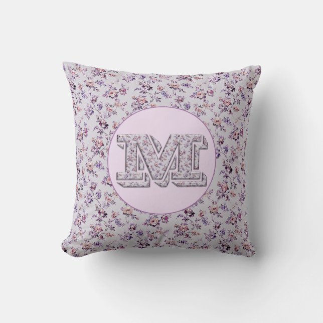 Luxury Flowers Monogram M Kussen (Voorkant)