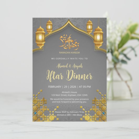 Luxury Gold and Charcoal Grey Iftar Dinner Kaart (Staand voorkant)