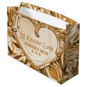 Luxury Gold Metal Heart Groot Cadeauzakje (Achterkant Gekanteld)