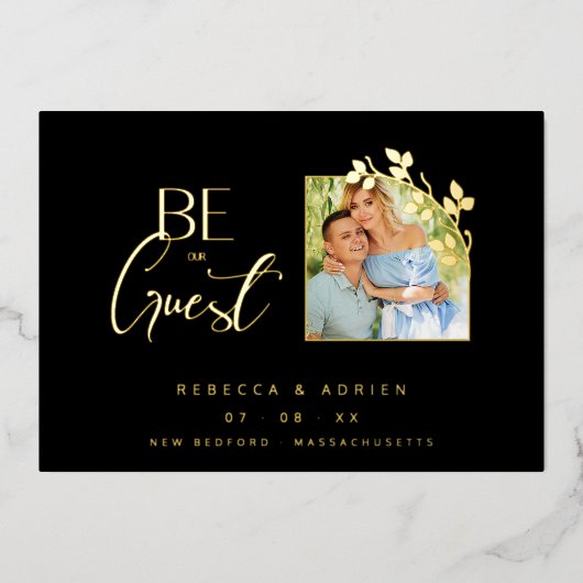 Luxury Golden Minimalist Branches Chic Photo Folie Uitnodiging (Voorkant)