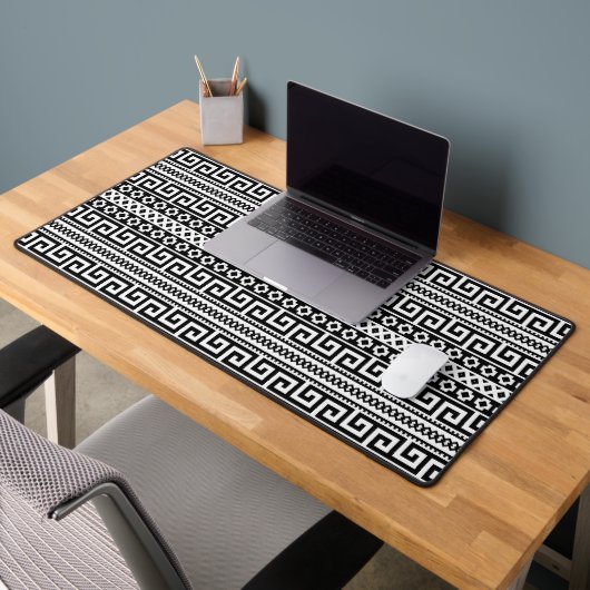 Luxury Monochrome Ancient Greek Aztec Maze Linear  Bureaumat (Kantoor 2)
