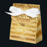 Luxury Monogramed Popular Gold Glitter Bedankdoosjes<br><div class="desc">Luxe Monogrammed Popular Gold Glitter Favor Box - (Type BOKI412 in de site browser om het aanbod van al mijn creaties te zien. Bedankt. ) - Gepersonaliseerd Product - Bekijk onze andere producten en collecties, kies een geschenk voor u en uw dierbaren. Bedankt voor het kopen in onze winkel. Kom...</div>