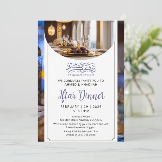 Luxury Table Setting Ramadan Iftar Invitation Kaart (Staand voorkant)