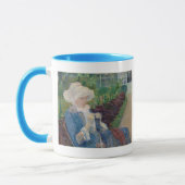 Lydia Crocheting in de tuin bij Marly Mok (Links)