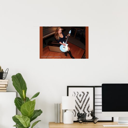 LYNN CAREY SAYLOR POSTER (Thuiskantoor)