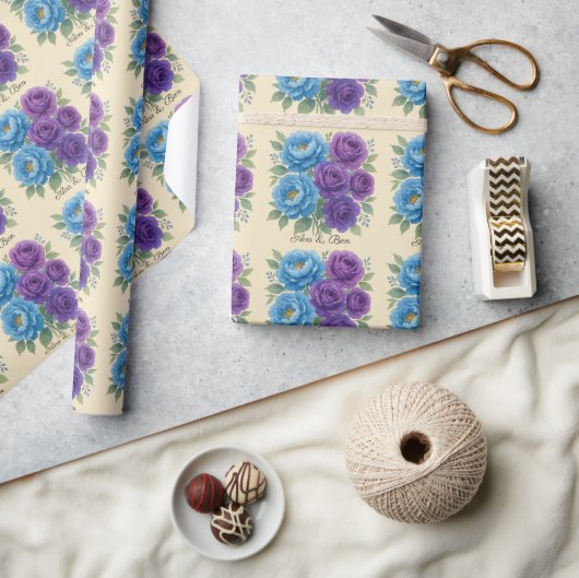 Lyons Blue Peony en Fig Paarse Roos bruiloft Cadeaupapier (Crafts)