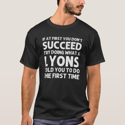 LYONS Funny Surname Family Tree Birthday Reunion I T-shirt (Voorkant)