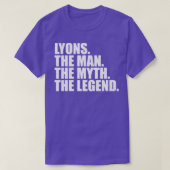 LyonsLyons Achternaam Lyons Surna T-shirt (Design voorkant)