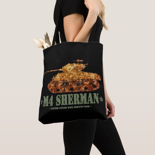 M4 Sherman Tweede Wereldoorlog Amerikaanse Medium  Tote Bag (Dichtbij)