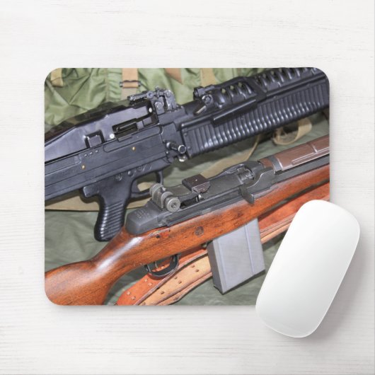 M60 en M14 naast elkaar Mousepad Muismat (Met muis)