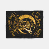 M 1692 They Missed One Witch Halloween Fleece Deken (Voorkant (Horizontaal))