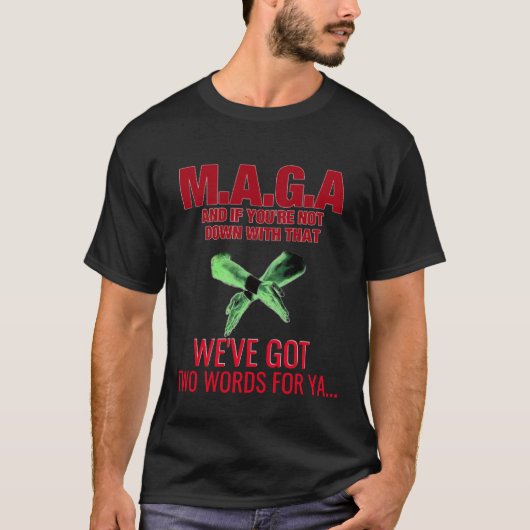 M.A.G.A. Twee woorden T-shirt (Voorkant)