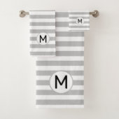M-brief op Silver Grey & White Striped Bad Handdoek (Insitu)