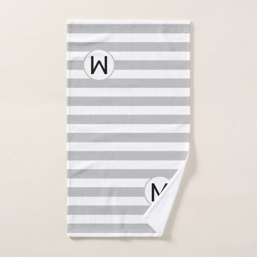 M-brief op Silver Grey & White Striped Bad Handdoek (Handdoek)