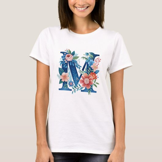 'M' decoratief bloemmonogram T-shirt (Voorkant)