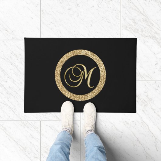 M gouden monogram op zwart deurmat (Binnen)