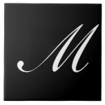 M Initiaal in Wit op Zwart Tegeltje<br><div class="desc">Klassieke Witte Letter Monogram op Zwarte Achtergrond,  M.</div>