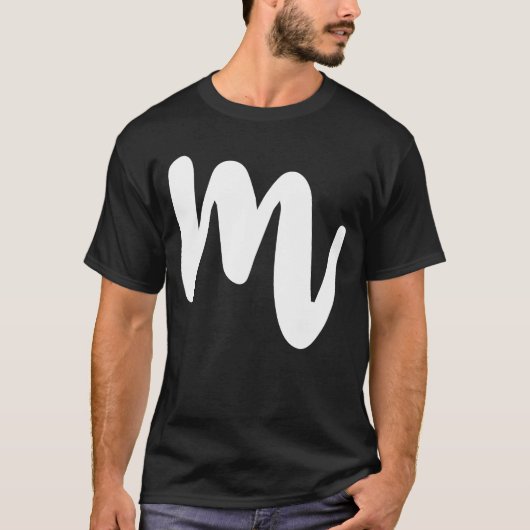 M Kapitaalbrieven Cool Initiaal ABC T-shirt (Voorkant)