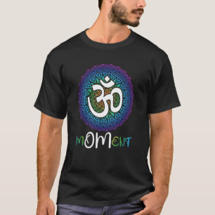 M OM ent Mandala Yoga 2 T-shirt