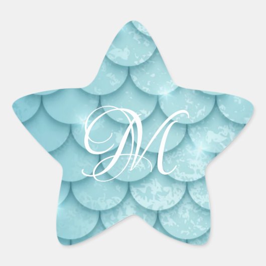 M staat voor Mermaid Blue Scale Sticker (Voorkant)
