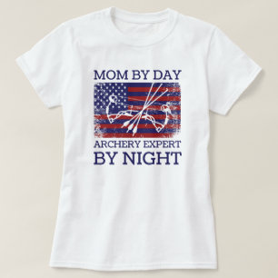 Ma Door Dag Boogschieten Expert Door Nacht Boogs T-shirt