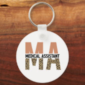 MA Medical Assistant Leopard Print Sleutelhanger (Voorkant)