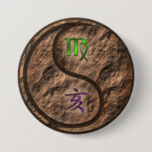 Maagd & Aard Varken Ronde Button 7,6 Cm