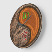 Maagd & Houten Tijger Grote Klok (Hoek)