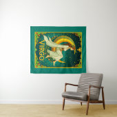 Maagd Maiden Zittend op Halve Maan Wandkleed (In Situ (horizontaal))