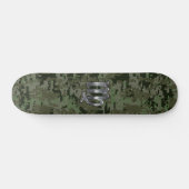 Maagd-sterrenbeeld op olijfgroene digitale camoufl skateboard (Horizontaal)