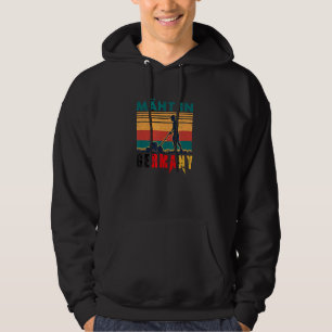maaien in duitsland grastuinman in de tuin met l hoodie