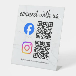 maak contact met ons instagram facebook sociale me reclamebord met voetstuk