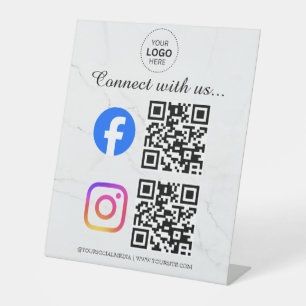 maak contact met ons instagram facebook sociale me reclamebord met voetstuk