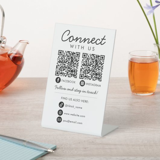 Maak contact met ons Social Media QR Code Company Reclamebord Met Voetstuk (Insitu)