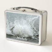 Maak een grote plons met water uit het meer (Voorkant)