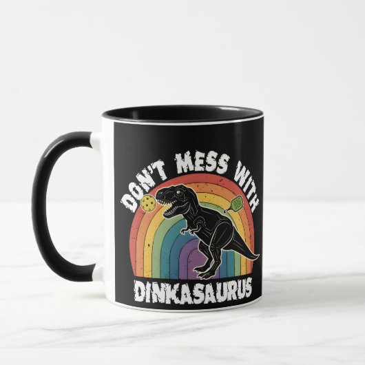 Maak geen grappen met Dinkasaurus Pickleball Mok (Links)