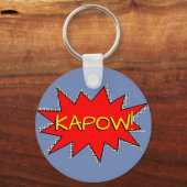 Maak Je Eigen Superhelden Onomatopeeën! KAPOW! Sleutelhanger (Voorkant)